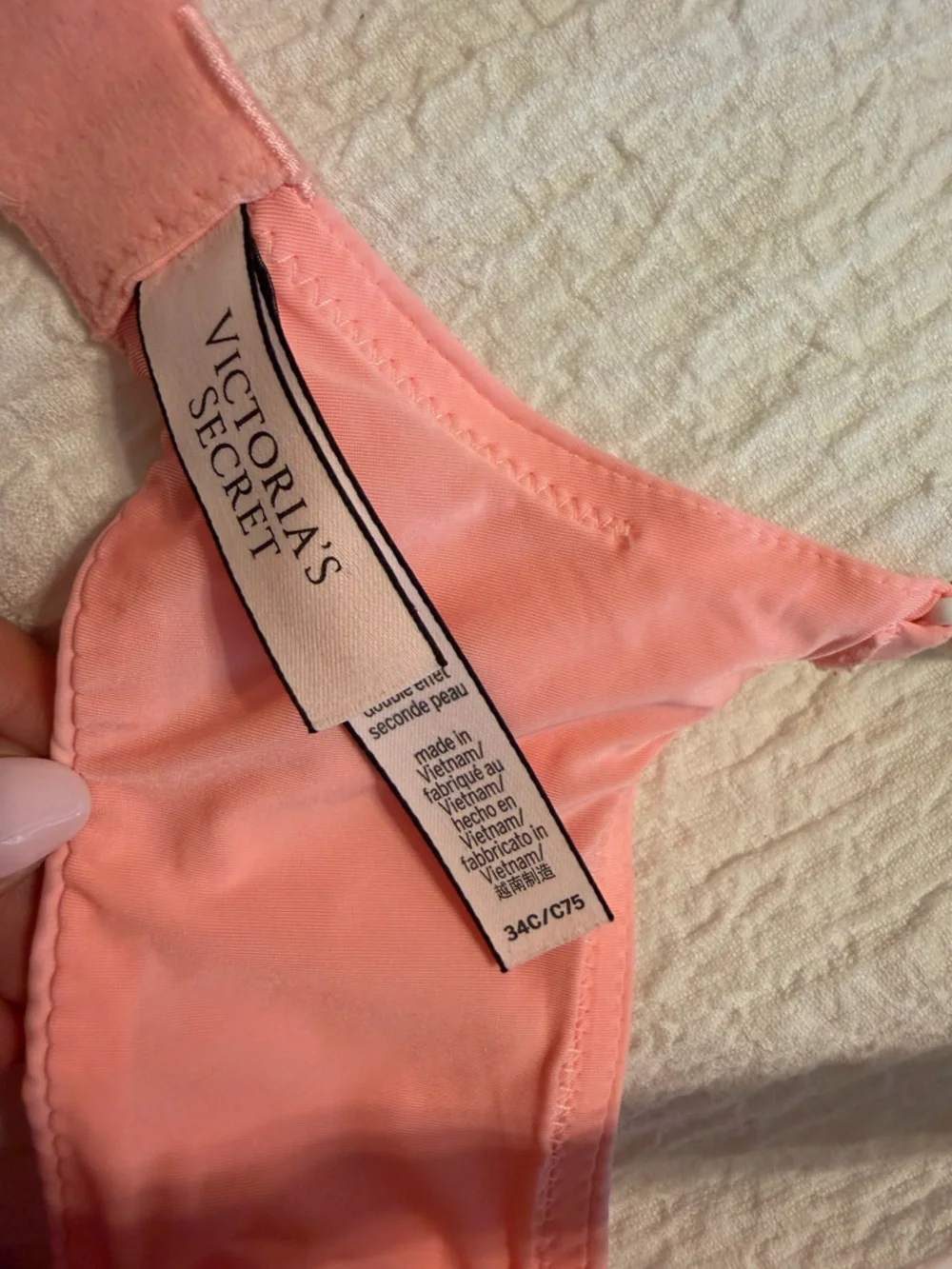 Victoria's Secret Pink Lightly Padded Bra with Logo Straps - Picture 2 of 2